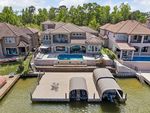 Lake Conroe Retreat on the Water - 5 Bed with Infinity Pool