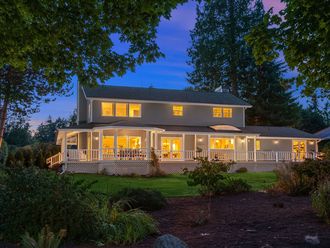 Seattle Mariners great Edgar Martínez buys new house in Yarrow Point -  Puget Sound Business Journal
